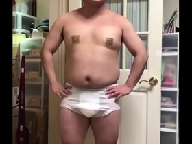 【素人撮影】男性　紙おむつ脱糞絶頂