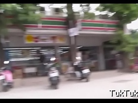 Thai slut gets mouth drilled