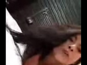 Linda chica se graba bailando muy sexy ucv chimbote